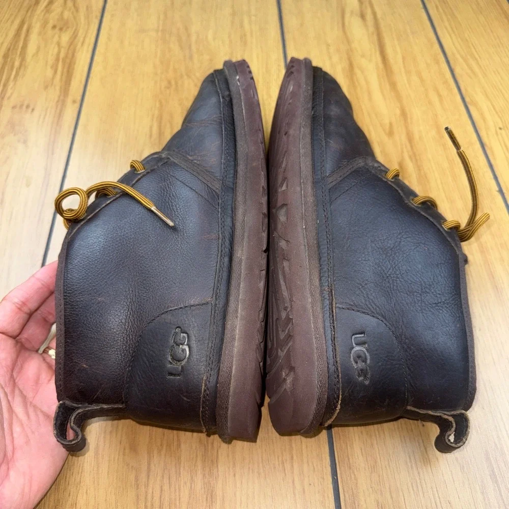 UGG Neumel Leather Boots Stout Brown Mens 11 Chukka Lace‎ Up 1008908